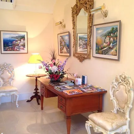 منزل ريفي Rossmanagher House بونراتي
