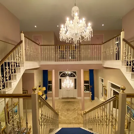 Rossmanagher House منزل ريفي *