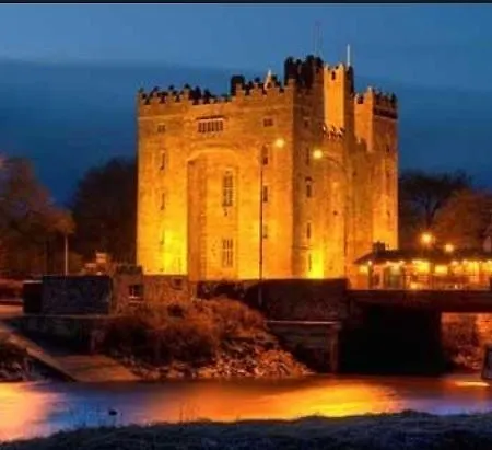 Rossmanagher House Casa rural *