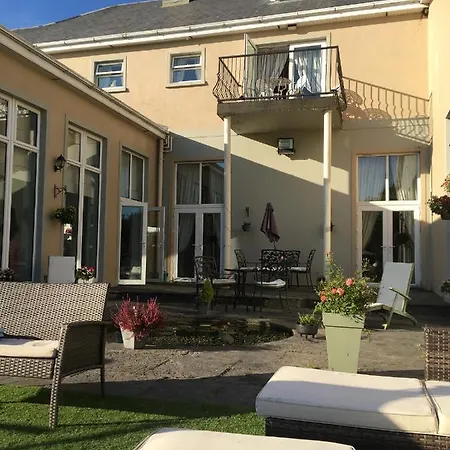 Rossmanagher House منزل ريفي *